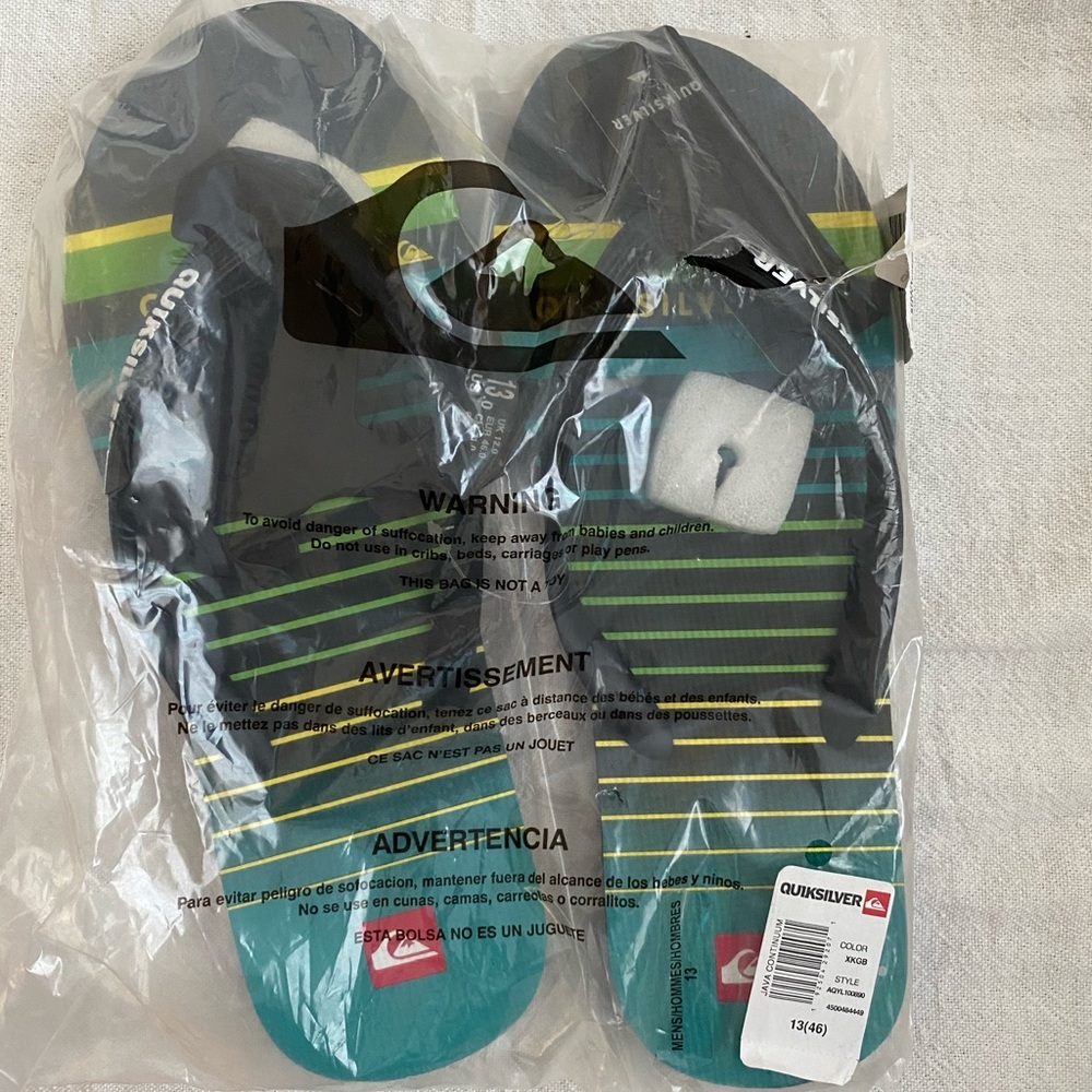 Quicksilver Men’s Slippers Size 13 NWT